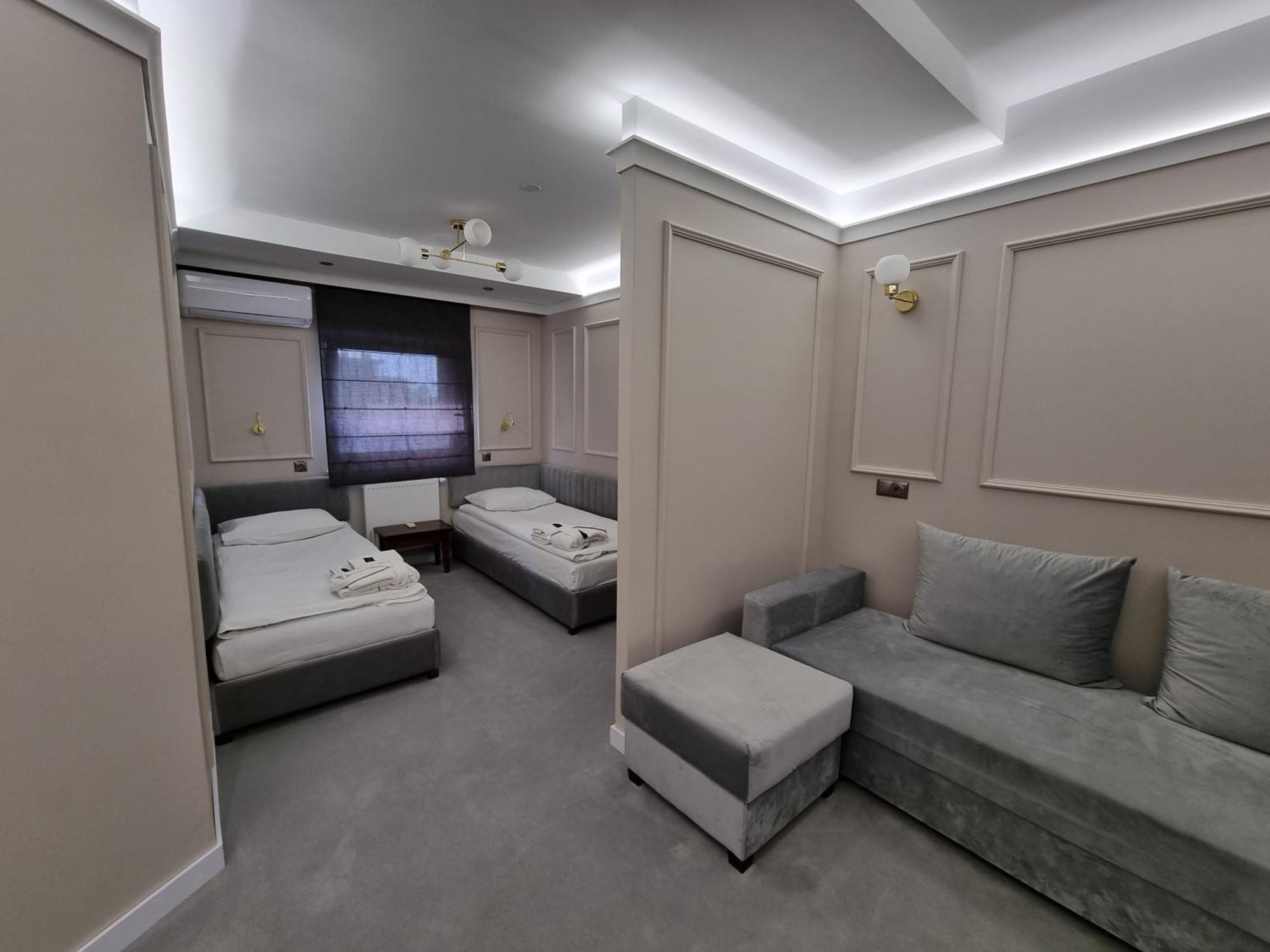 Hotel Senator Konferencje & Spa 스타라초비체 외부 사진